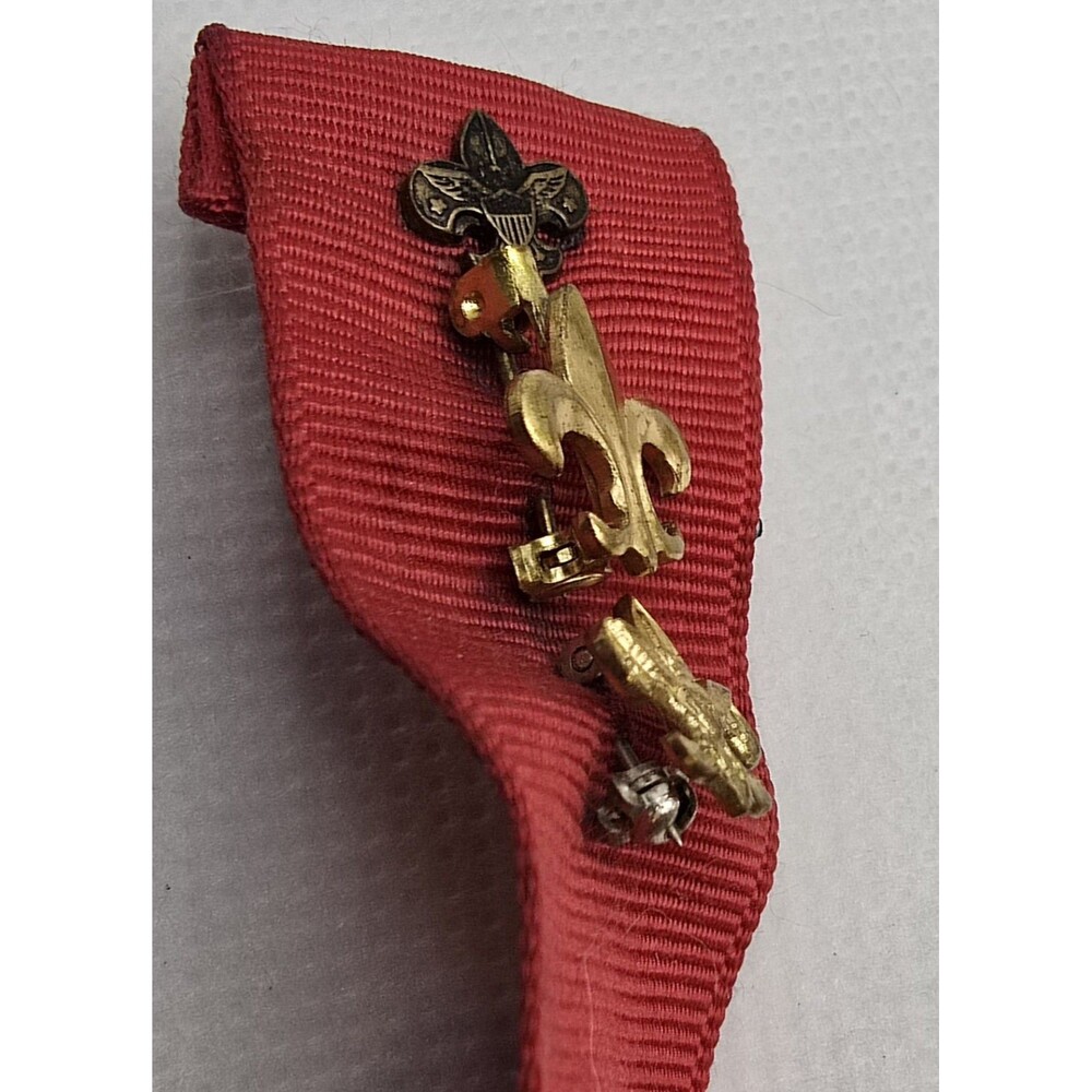 Vintage BSA Eagle Scout Mother's Pin with Red Ribbon Set of 3 - Picture 5 of 7